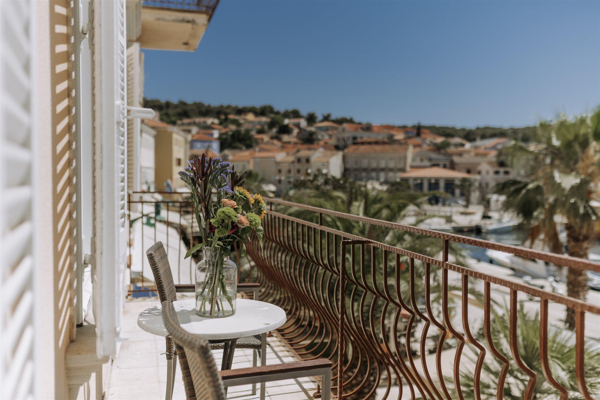Hotel Apoksiomen Mali Losinj Exterior photo