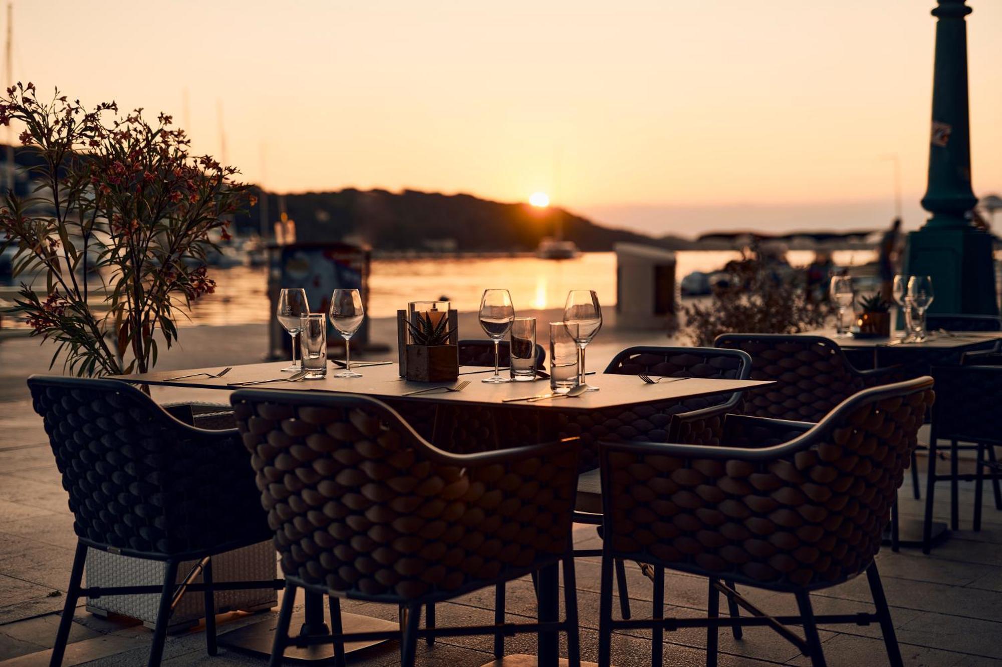 Hotel Apoksiomen Mali Losinj Exterior photo